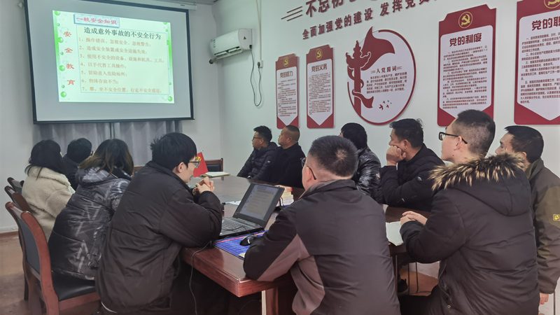 团队管理培训与领导力提升：本质差异与关键要素