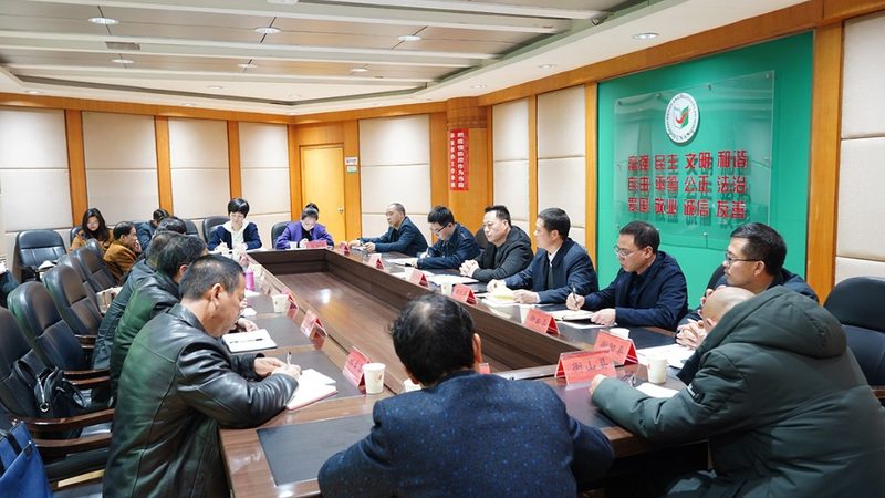 小标题：上班族选择协议班的优势